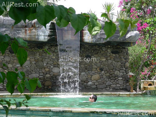Hotel Vila Ombak 28